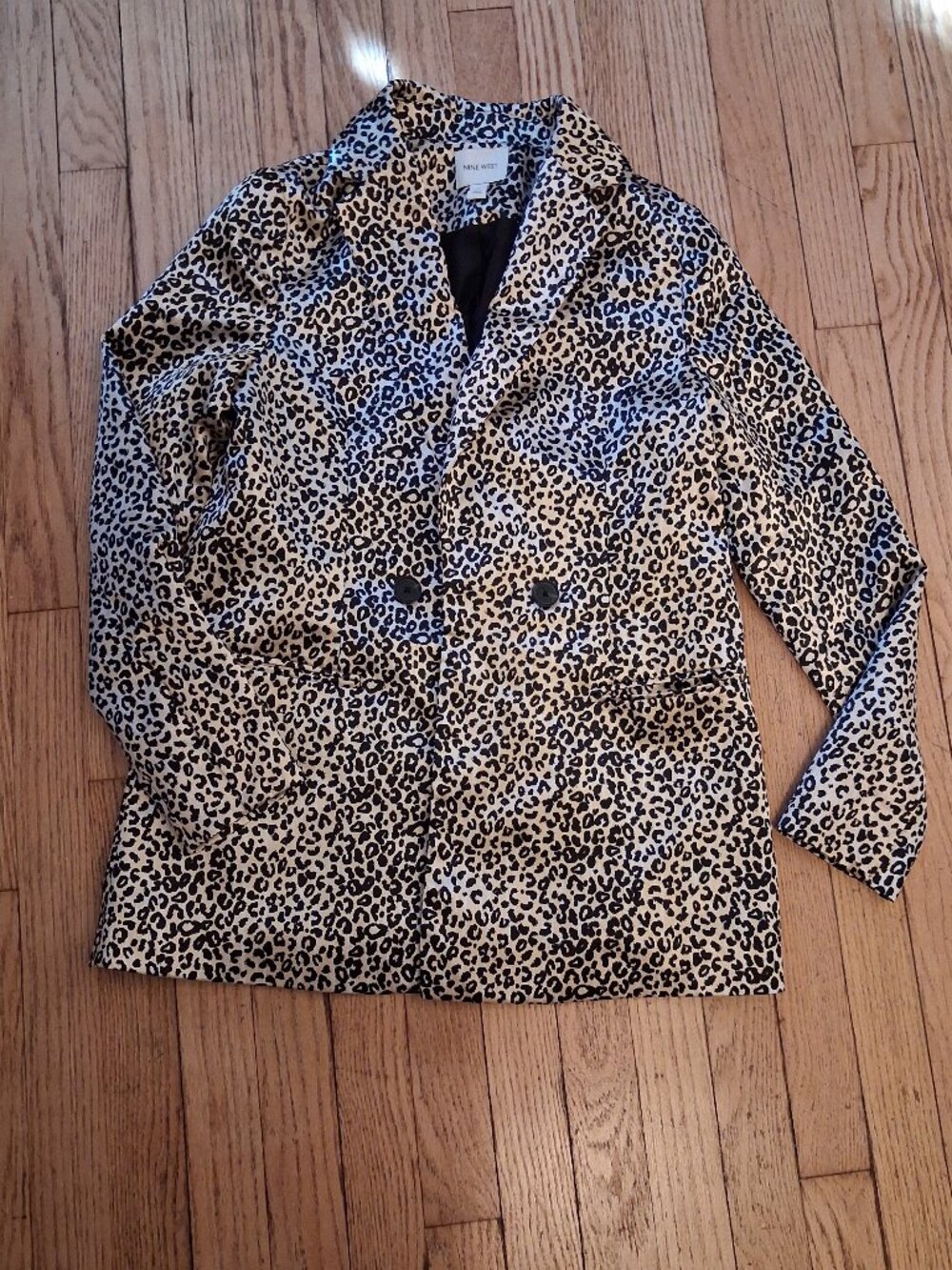 Leopard print blazer